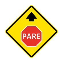 proximidad de señal “pare”